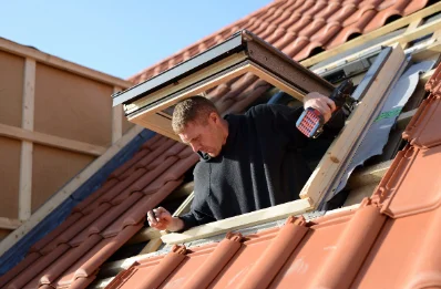 Pose de fenêtres de toit Velux à Martainville